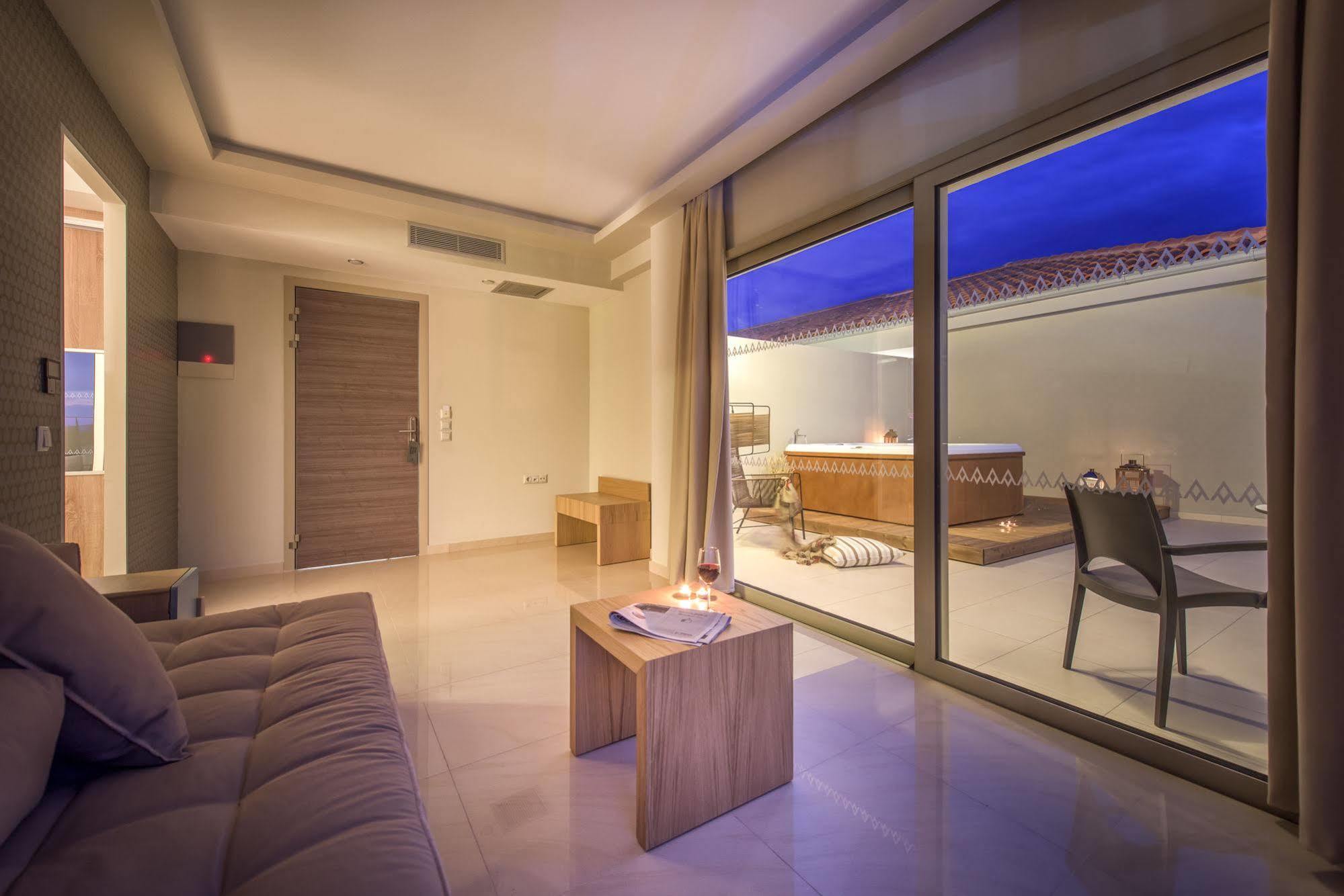 Azure Resort & Spa Циливи Экстерьер фото