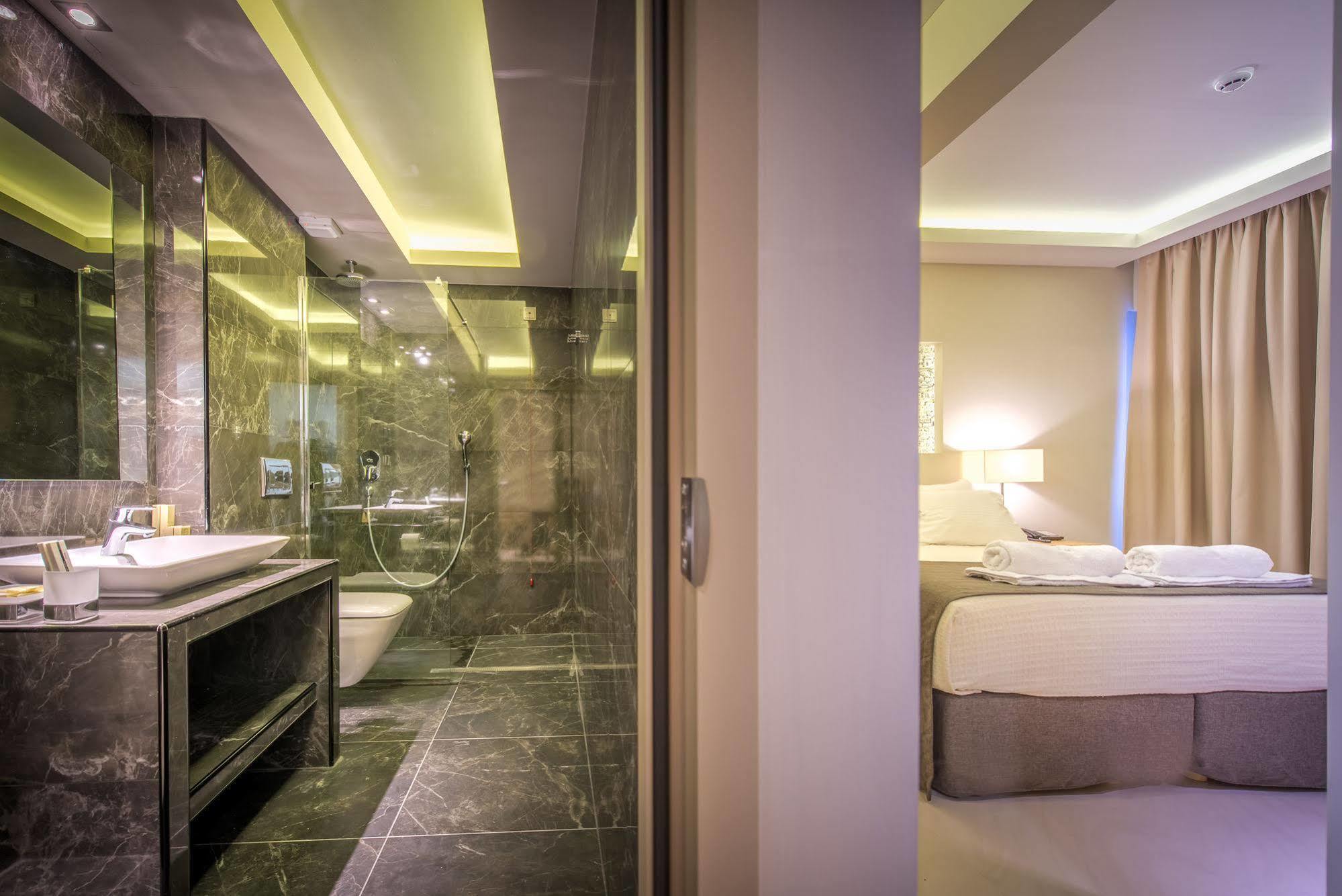 Azure Resort & Spa Циливи Экстерьер фото