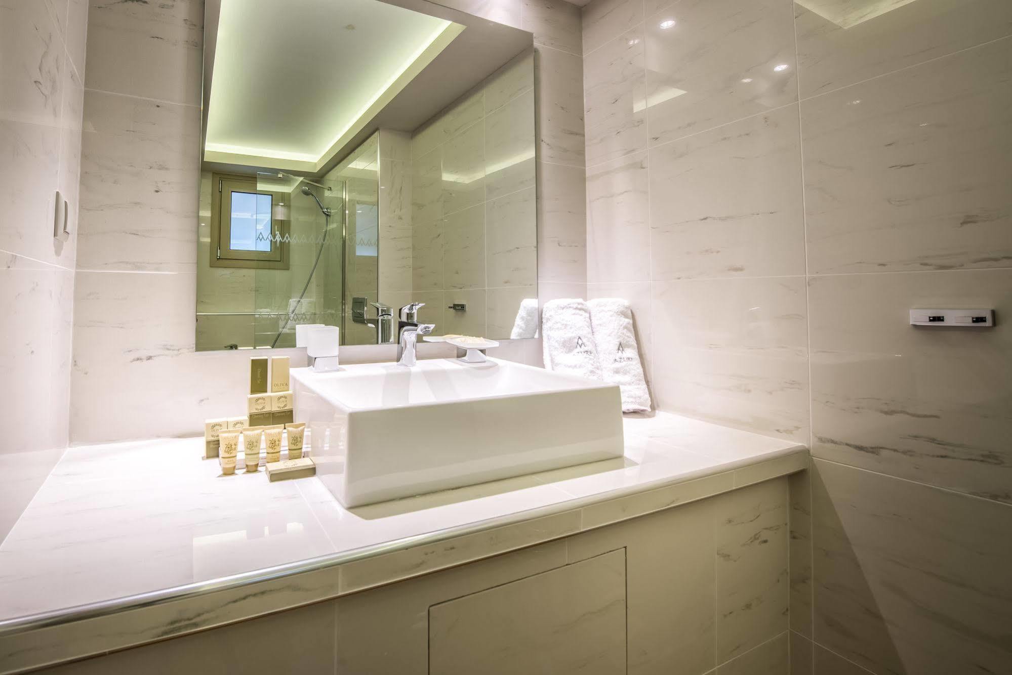 Azure Resort & Spa Циливи Экстерьер фото