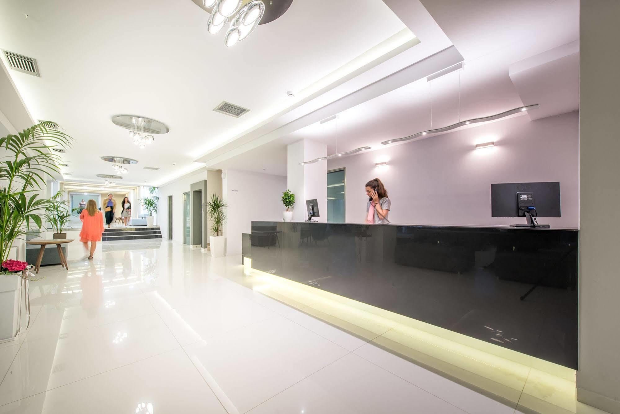 Azure Resort & Spa Циливи Экстерьер фото