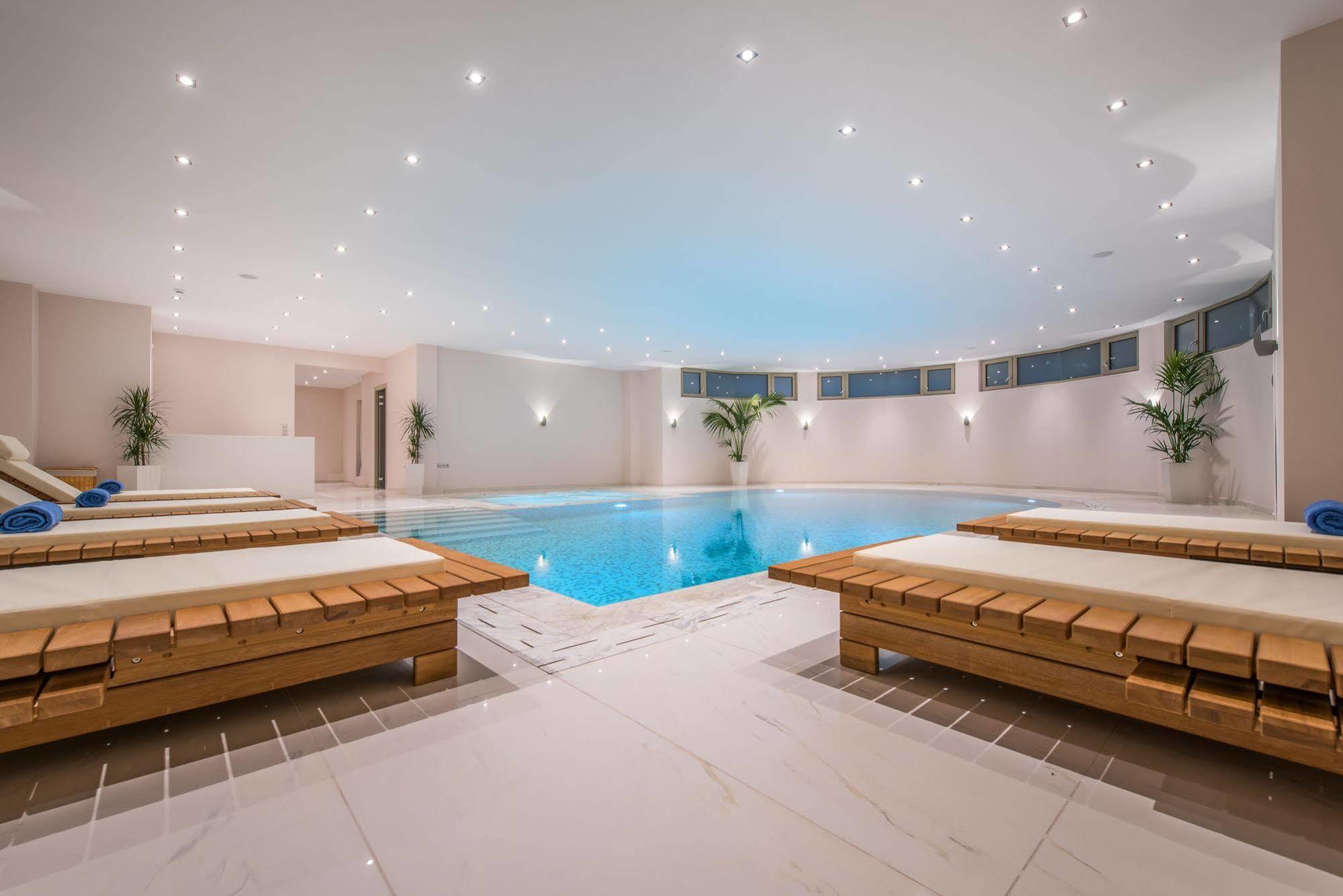 Azure Resort & Spa Циливи Экстерьер фото